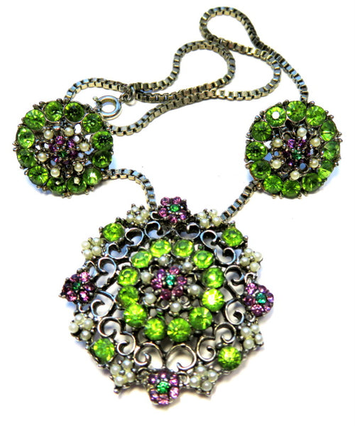 Lovely Vintage Set Floral Elegant Necklace Earrings