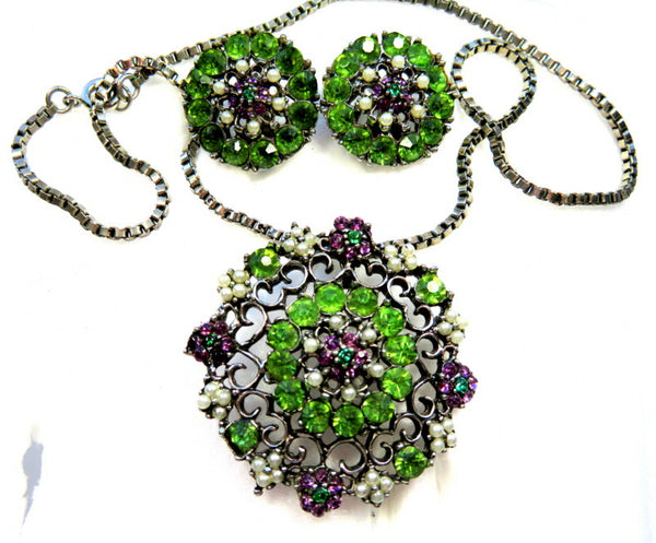 Lovely Vintage Set Floral Elegant Necklace Earrings